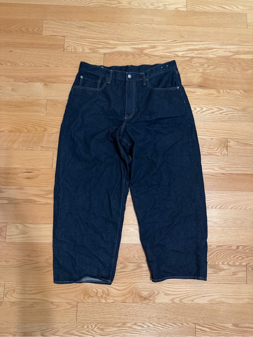 GAP Men's Navy Relaxed Straight Jeans
